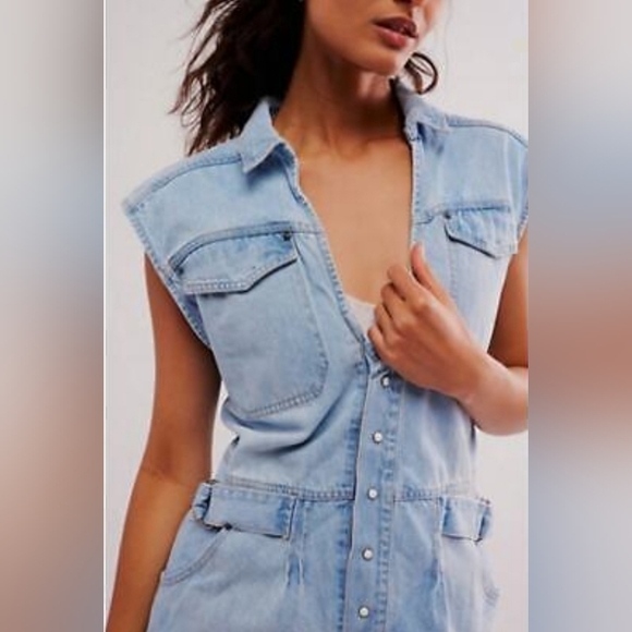 NWOT Free People Rowley Denim Mini Dress In Sunbleached - Picture 4 of 6